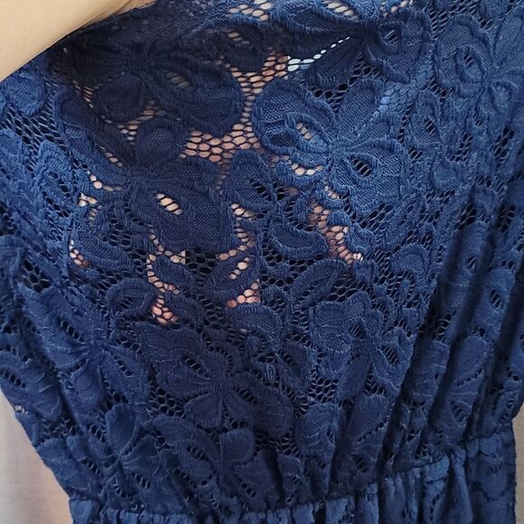 Beautiful Blue Lace Dress!  - Picture 3 of 7